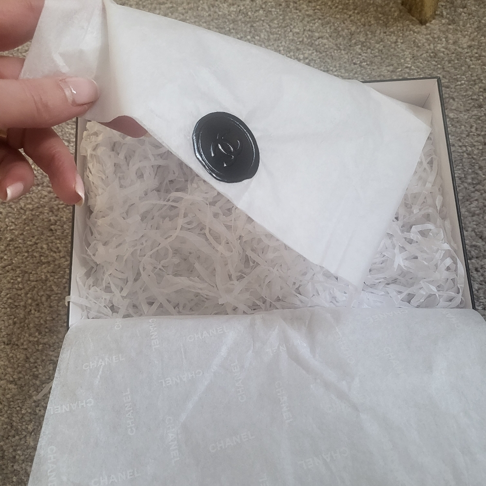Chanel empty box - Picture 4 of 5